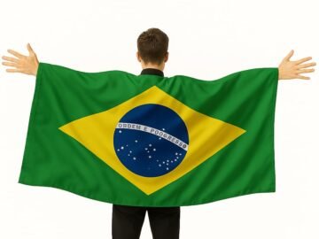 Brazil National Flag Shoulder Body Cape, 3 x 5 Feet, Lightweight Polyester, Double Sided, with Arm Sleeves, Soccer Fans USA (Brazil)