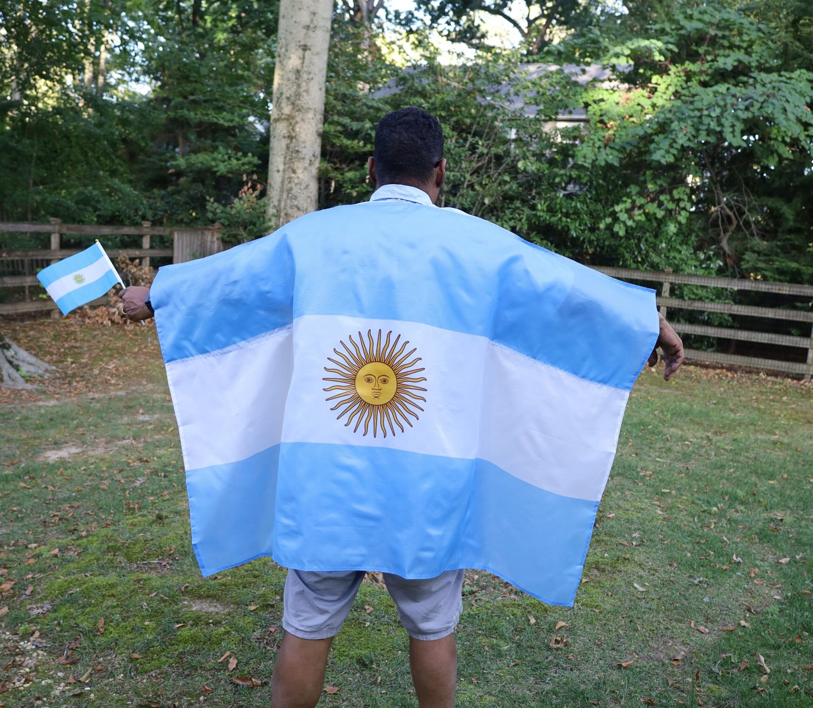 Argentina National Flag Shoulder Body Cape, 3 x 5 Feet, Lightweight Polyester, Double Sided, with Arm Sleeves, Soccer Fans USA (Argentina) - Image 10