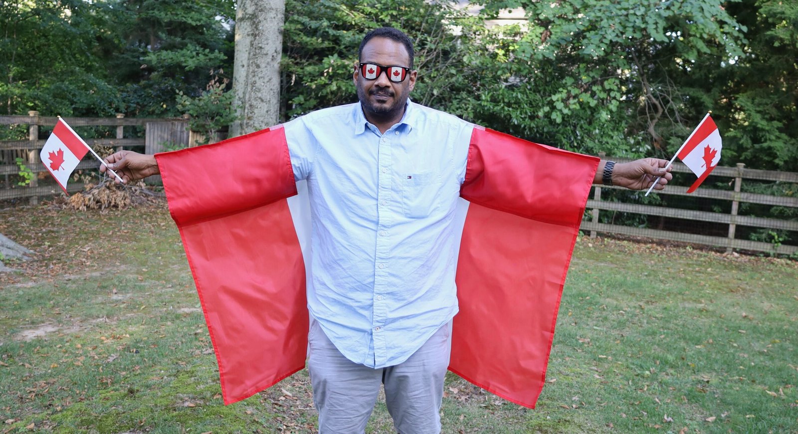 Canada National Flag Shoulder Body Cape, 3 x 5 Feet, Lightweight Polyester, Double Sided, with Arm Sleeves, Soccer Fans USA (Canada) - Image 8