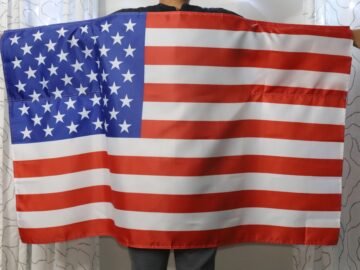 USA National Flag Shoulder Body Cape Flag with Bold Eagle, 3 x 5 Feet, Polyester Body Flag with Arm Sleeves, Great for Independence day, World Cup, National Events, worn around shoulders